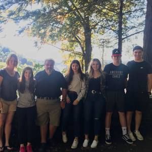 Meet your Posher, Antonietta